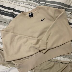 NIKE Cropped Crew✔️